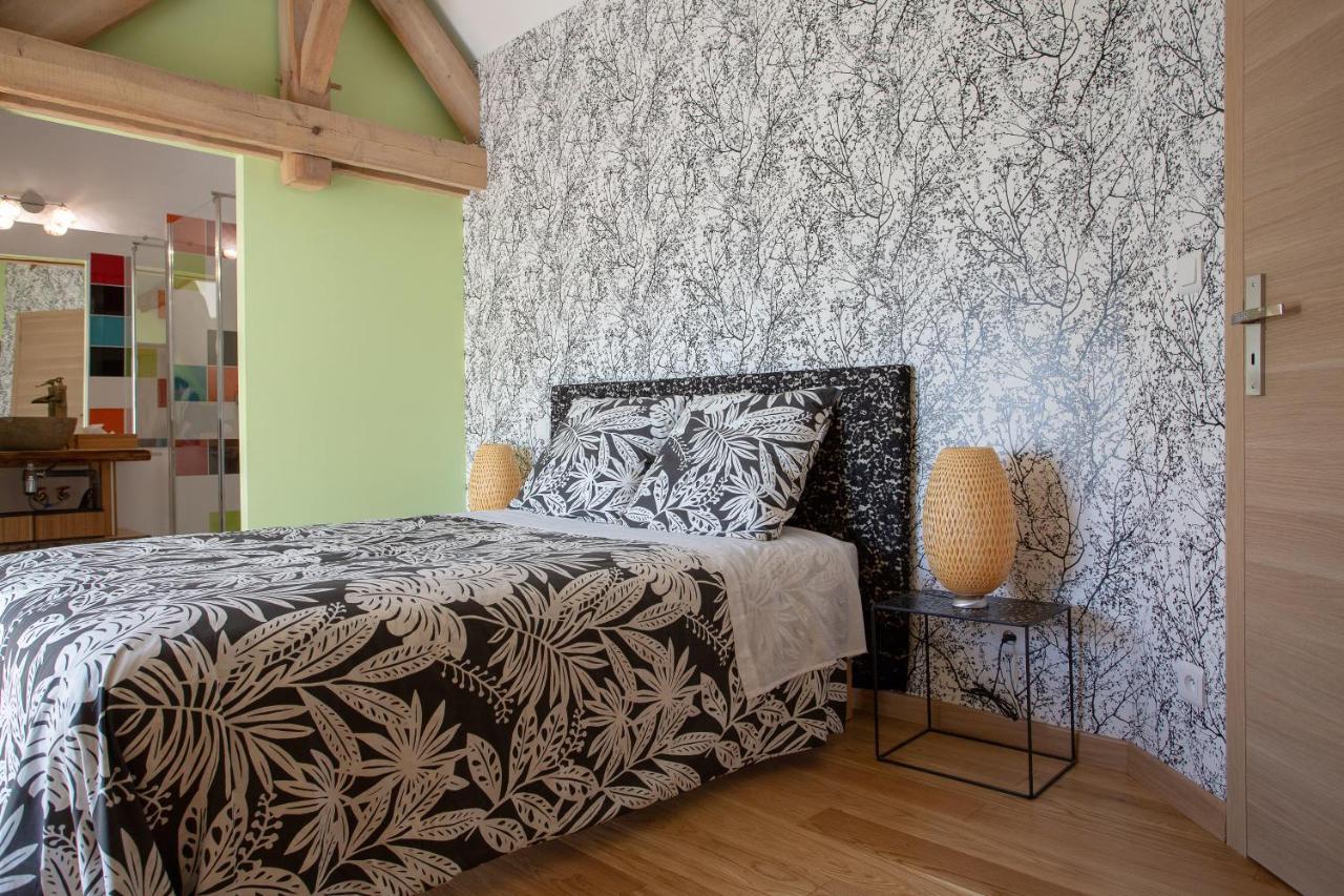 Le Clos De La Briollerie Hotell Tauxigny Exteriör bild
